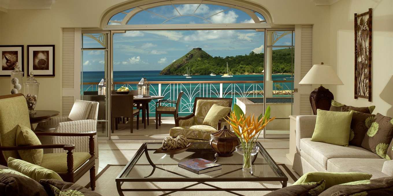 1 Bedroom Beachfront Villa Suite - The Landings St. Lucia Pigeon Island Causeway, Rodney Bay
